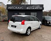 Peugeot 5008 I , 2011 г., механика, дизель - фото 6