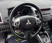 Mitsubishi Outlander XL · Рестайлинг , 2010 г., вариатор, бензин - фото 12