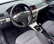 Opel Astra H · Рестайлинг , 2008 г., механика, бензин - фото 10