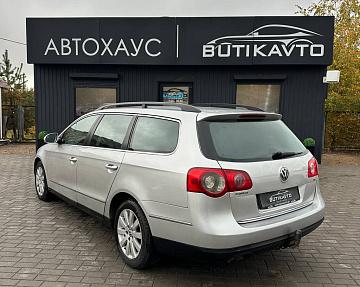 Volkswagen Passat B6 - фото 4