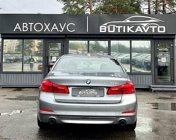 BMW 5 серия G30 G31 - фото 5