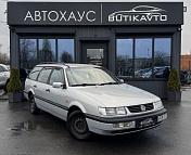 Volkswagen Passat B4 , 1996 г., механика, бензин