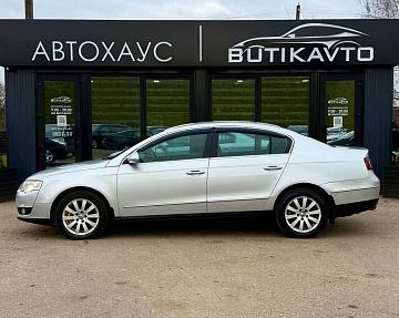 Volkswagen Passat B6 - фото 4