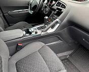 Peugeot 3008 I · Рестайлинг , 2016 г., автомат, дизель - фото 13