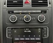 Volkswagen Touran I · 2-й рестайлинг , 2013 г., робот, дизель - фото 16