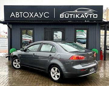 Mitsubishi Lancer X - фото 5