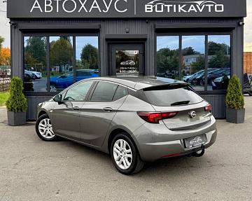 Opel Astra K - фото 5