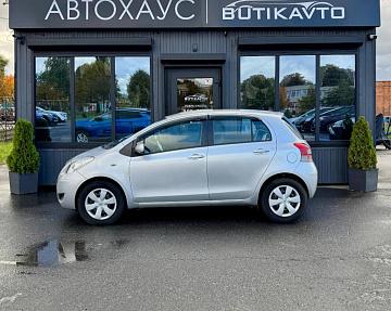 Toyota Yaris II (XP9) · Рестайлинг - фото 4