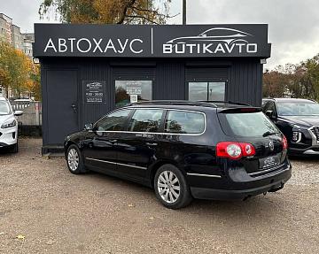 Volkswagen Passat B6 - фото 4