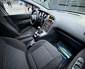 Peugeot 5008 I , 2010 г., механика, дизель - фото 13