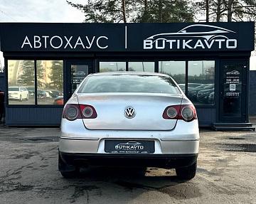 Volkswagen Passat B6 - фото 5