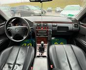 Mercedes-Benz E-Класс W210 S210 · Рестайлинг , 1999 г., механика, дизель  - фото 9