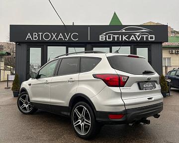 Ford Escape III · Рестайлинг - фото 5