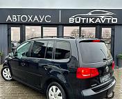 Volkswagen Touran I · 2-й рестайлинг , 2011 г., механика, дизель - фото 4