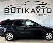 Volvo V50 I · 2-й рестайлинг , 2011 г., механика, дизель - фото 8