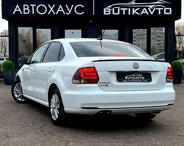 Volkswagen Polo Sedan I · Рестайлинг - фото 4