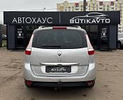 Renault Grand Scenic III · 2-й рестайлинг , 2014 г., механика, дизель - фото 5
