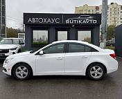 Chevrolet Cruze J300 · Рестайлинг , 2015 г., автомат, бензин  - фото 8