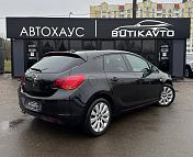 Opel Astra J , 2011 г., механика, бензин - фото 6