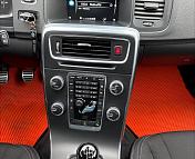 Volvo V60 I · Рестайлинг , 2015 г., механика, дизель - фото 16