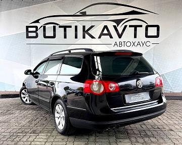 Volkswagen Passat B6 - фото 5