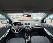 Hyundai Solaris I · Рестайлинг , 2015 г., механика, бензин - фото 8