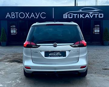 Opel Zafira C - фото 5