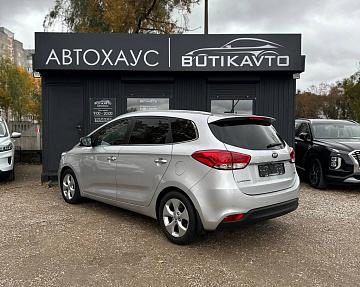 Kia Carens III - фото 4