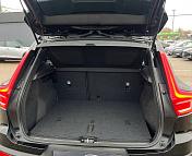 Volvo XC40 I · Рестайлинг , 2022 г., механика, бензин - фото 15