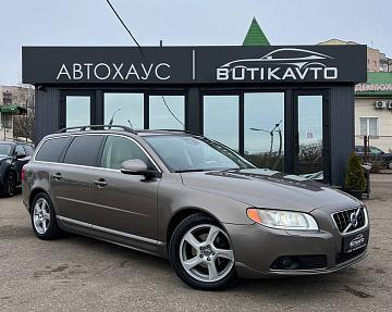 Volvo V70 III