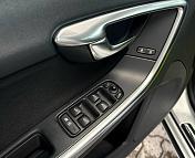 Volvo V60 I · Рестайлинг , 2013 г., механика, дизель - фото 9