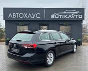 Volkswagen Passat B8 · Рестайлинг , 2019 г., робот, дизель - фото 6