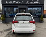 Mitsubishi Outlander III · 3-й рестайлинг , 2022 г., вариатор, бензин - фото 6