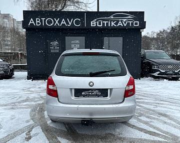 Skoda Fabia 5J · Рестайлинг - фото 5