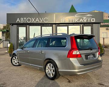 Volvo V70 III - фото 5