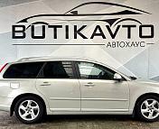Volvo V50 I · 2-й рестайлинг , 2010 г., механика, дизель  - фото 8