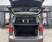 Volkswagen Touran I · 2-й рестайлинг , 2011 г., механика, дизель - фото 12