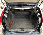 Volvo V50 I · 2-й рестайлинг , 2011 г., механика, дизель  - фото 10