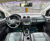 Volkswagen Touran I , 2005 г., механика, дизель - фото 9