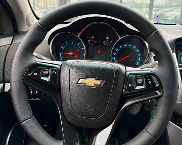 Chevrolet Cruze J300 - фото 2