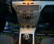 Opel Astra H · Рестайлинг , 2009 г., механика, дизель - фото 13