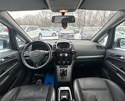 Opel Zafira B · Рестайлинг , 2011 г., механика, дизель - фото 9