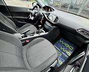 Peugeot 308 T9 · Рестайлинг , 2020 г., механика, дизель - фото 13