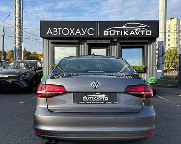 Volkswagen Jetta VI · Рестайлинг - фото 5