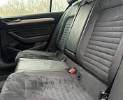 Volkswagen Passat B8 , 2018 г., робот, дизель - фото 8