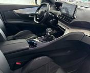 Peugeot 3008 II · Рестайлинг , 2021 г., механика, дизель - фото 17