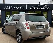 Toyota Verso I · Рестайлинг , 2014 г., механика, дизель - фото 5