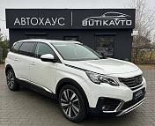 Peugeot 5008 II , 2019 г., механика, бензин