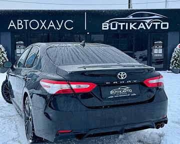 Toyota Camry XV70 - фото 4