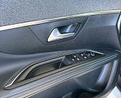 Peugeot 5008 II · Рестайлинг , 2021 г., автомат, дизель - фото 8